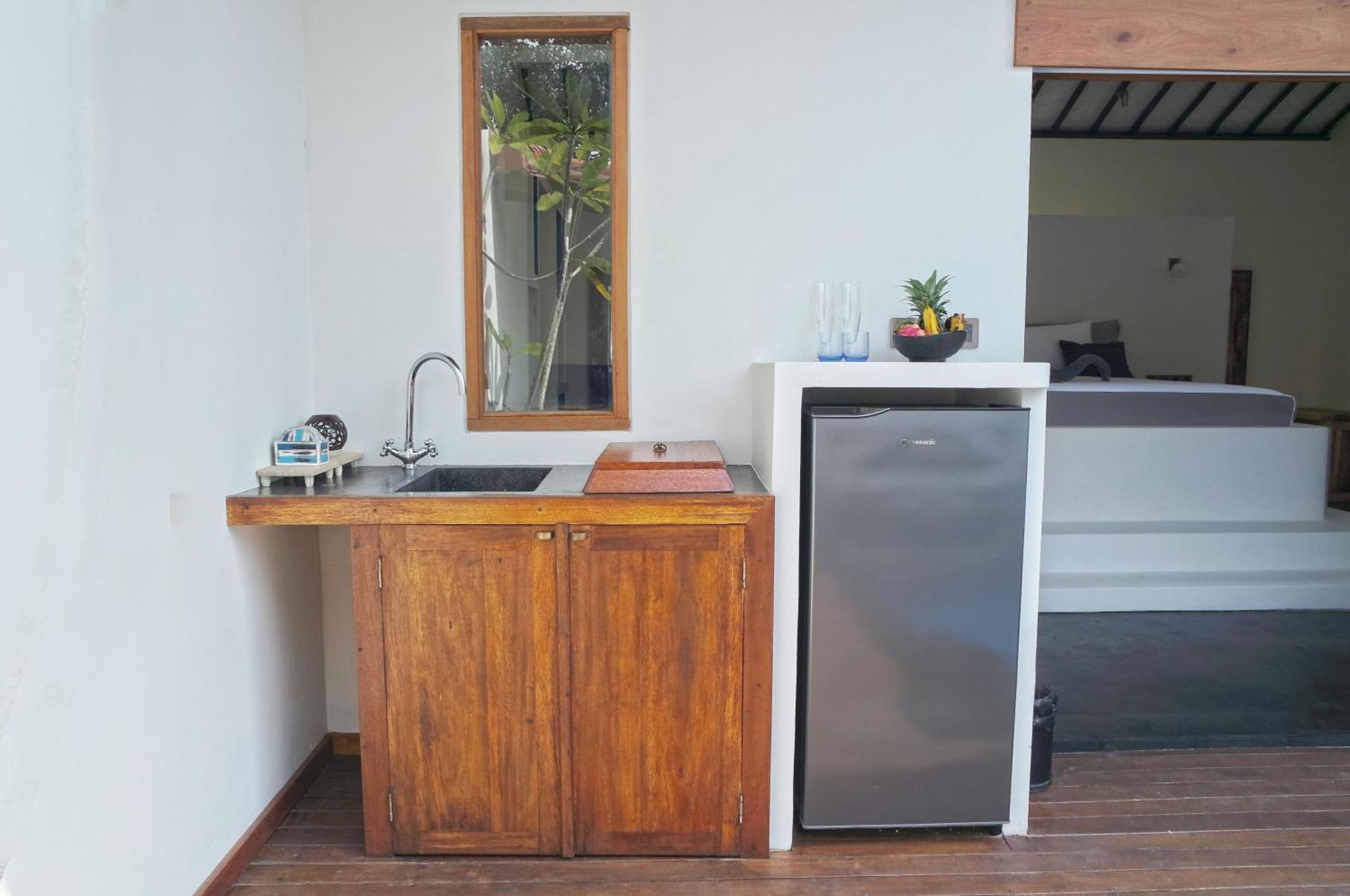 Stay Shark Villas Gili Air Exterior photo