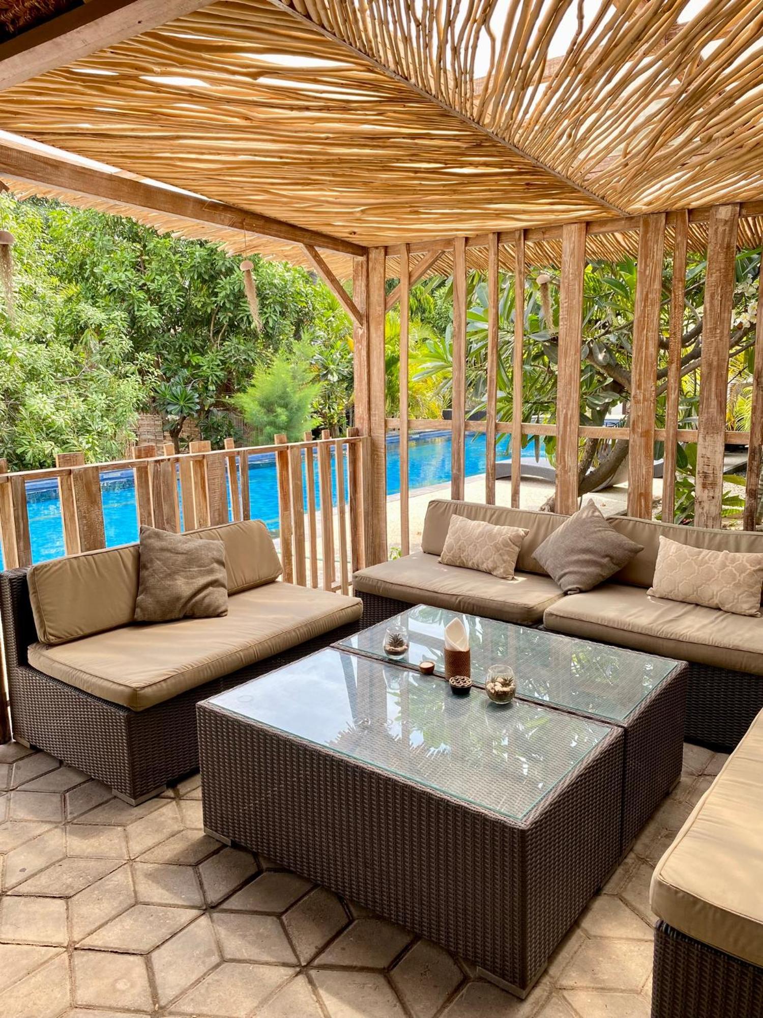 Stay Shark Villas Gili Air Exterior photo