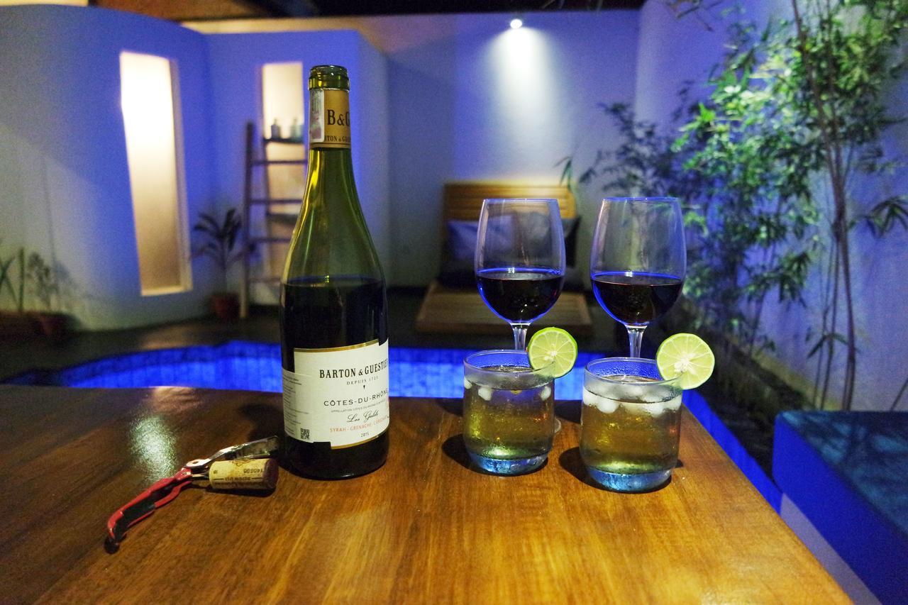 Stay Shark Villas Gili Air Exterior photo