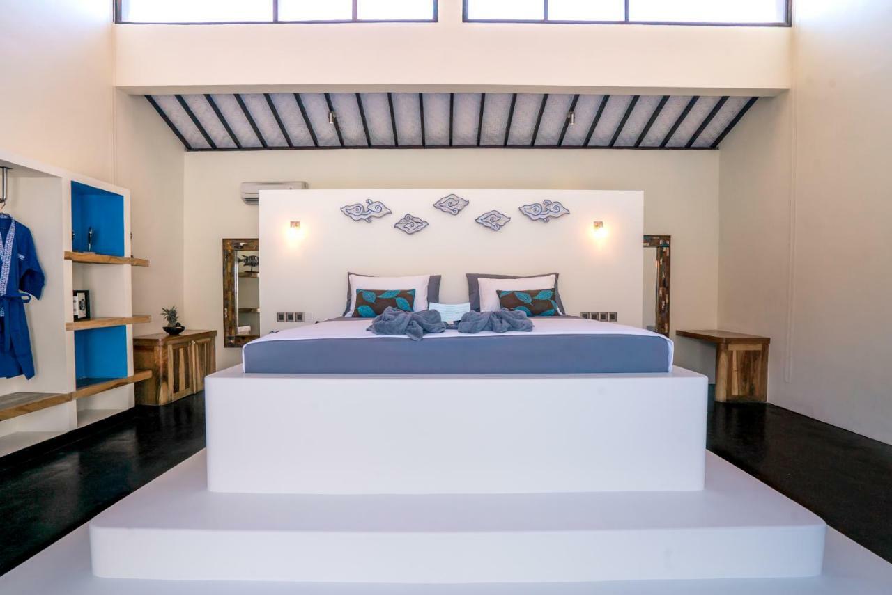 Stay Shark Villas Gili Air Exterior photo