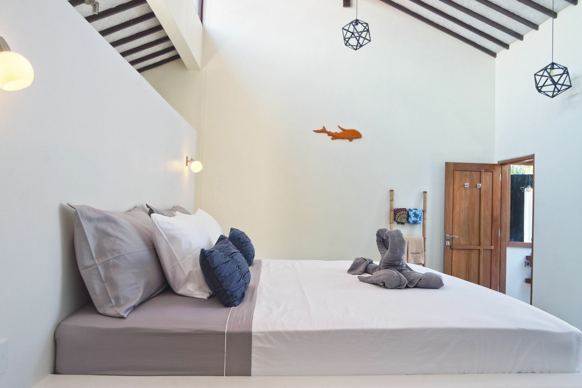 Stay Shark Villas Gili Air Exterior photo